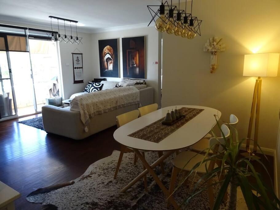 Sunny 2 Bed Restaurants Beach At Door Pets O.K Σίδνεϊ Εξωτερικό φωτογραφία